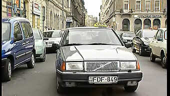 La Chatte Vintage De Choky Ice: Deux Chaudes Babes Européennes