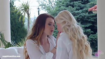 Pengembaraan Lesbian Misha Cross Dan Lola Tay Dalam Angin