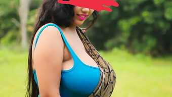 Amateur Desi Aunty Wird Von Jarjay Tief In Den Hals Genommen