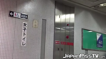 Hotties In Japan: Japanese Ladies Caught On Camera Peeing