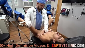 بنات آسيويات مثليات آريا نيكول وجينيسيس يحصلن على أول مرة مع طبيب في Captivecliniccom! ثدي طبيعي وانتهاء بالنشوة الجنسية!