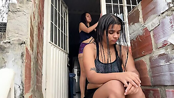 Stepsister Gets Fucked Hard Di Depan Ibu Bapa